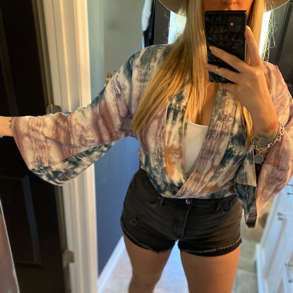 Kimono /wrap top - Picture 5 of 5